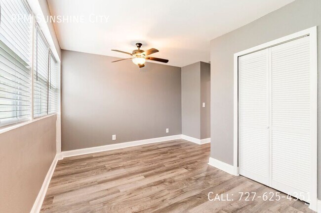 Building Photo - 2017 Ocean View Pl
