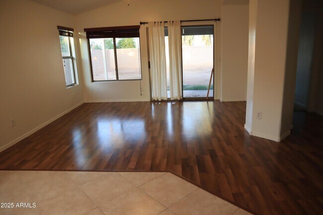 Building Photo - 35161 N Bandolier Dr