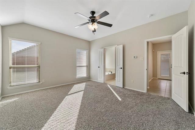 Building Photo - 9901 Pronghorn Rd