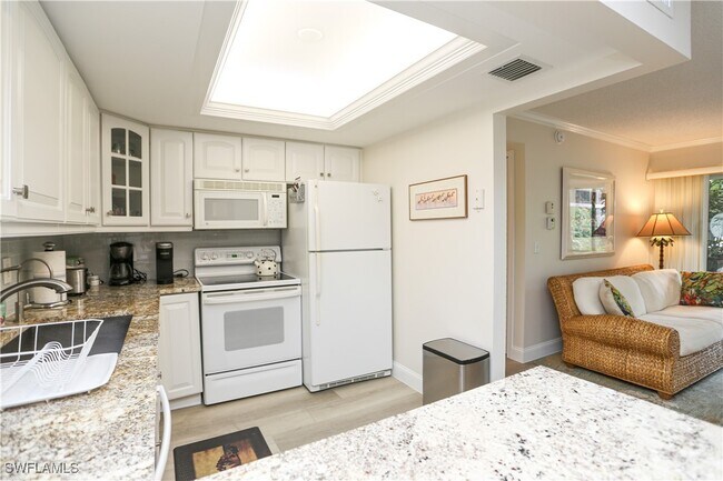Building Photo - 3030 Binnacle Dr