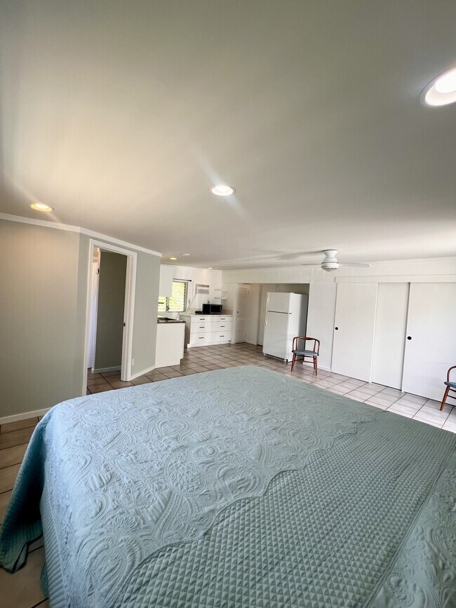 Building Photo - 41-1450-1450 Kumuula St