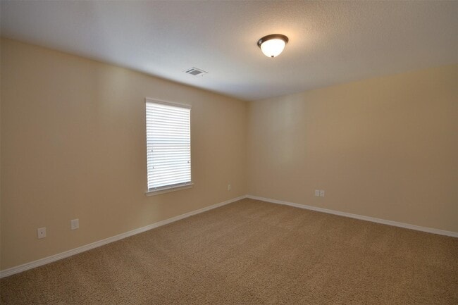 Building Photo - 3615 Kennington Ct