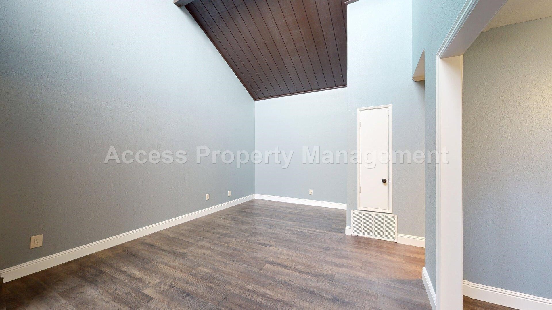 Building Photo - 2900 Andre Ln