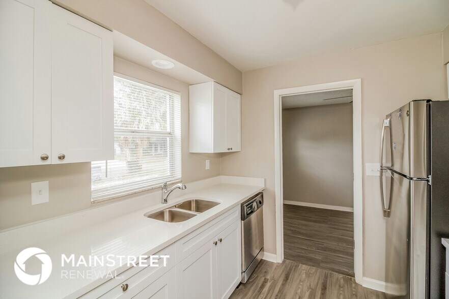 Building Photo - 8516 Gold Ridge Cir