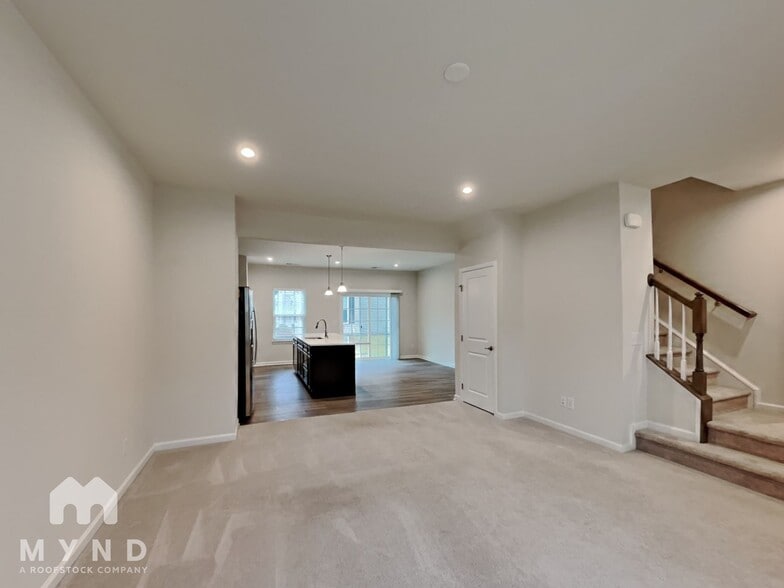 Building Photo - 8601 Red Canyon Way