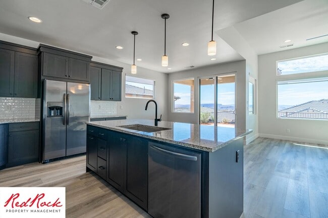 Building Photo - Modern 3 Bedroom Single-Level Home in Vill...