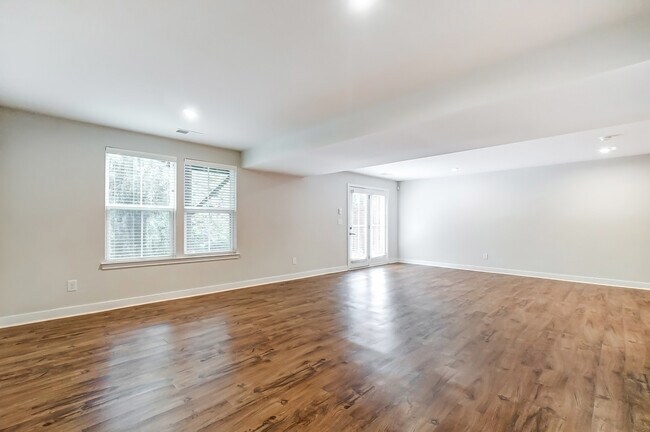 Building Photo - 5805 Barrowlands Ct