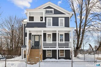 Building Photo - 22 Wolcott St