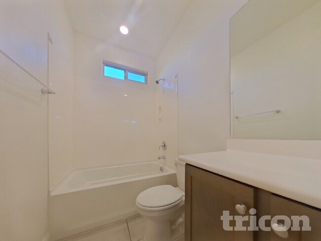 Building Photo - 11393 S 175th Dr