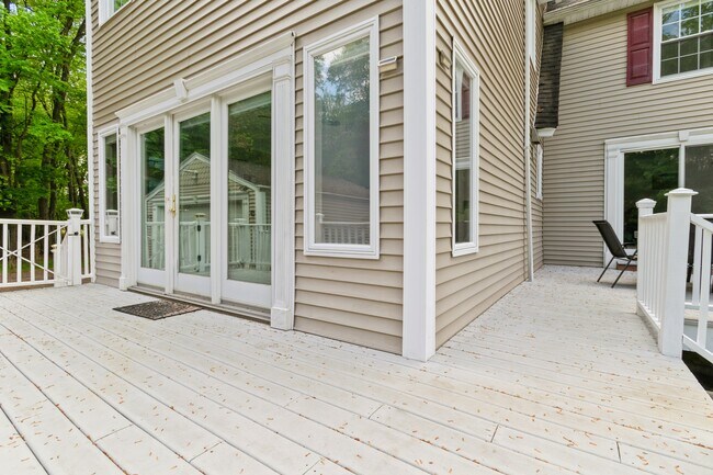 Building Photo - 111 Herbert Ave