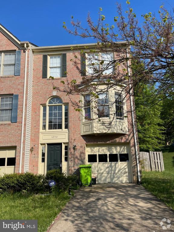Building Photo - 12761 Bombay Way