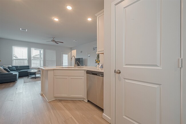 Building Photo - 7819 Wyndham Hbr Ct