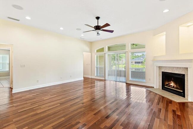 Building Photo - 2461 Southern Links Dr