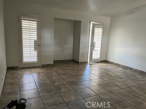 Building Photo - 6051 Cahuilla Ave