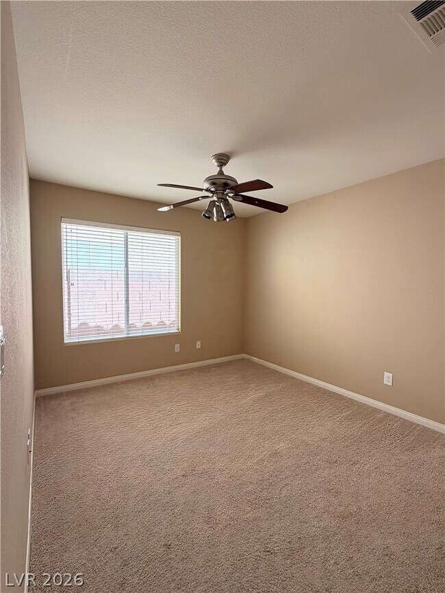 Building Photo - 212 Horizon Peak Dr