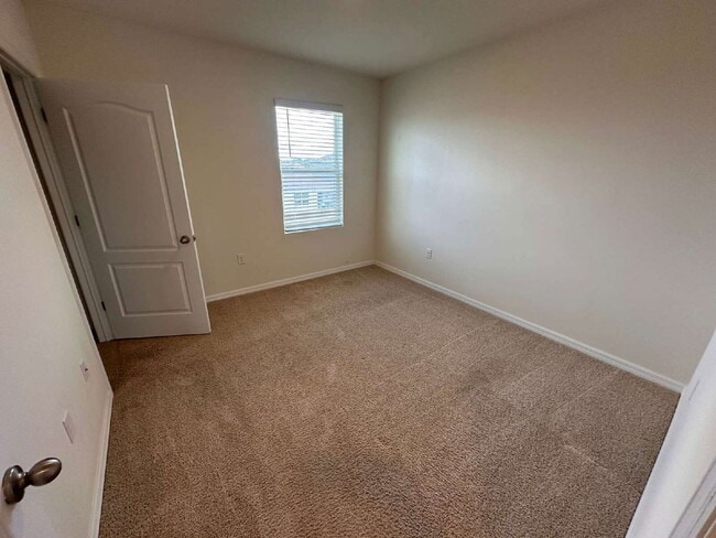 Building Photo - 4186 Looking Glass Pl