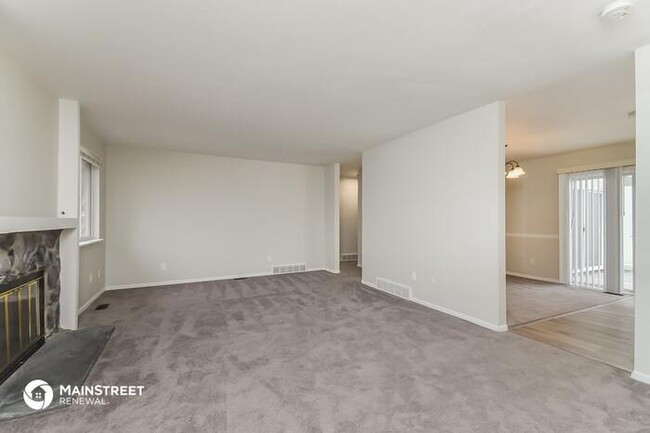 Building Photo - 846 San Bruno Pl