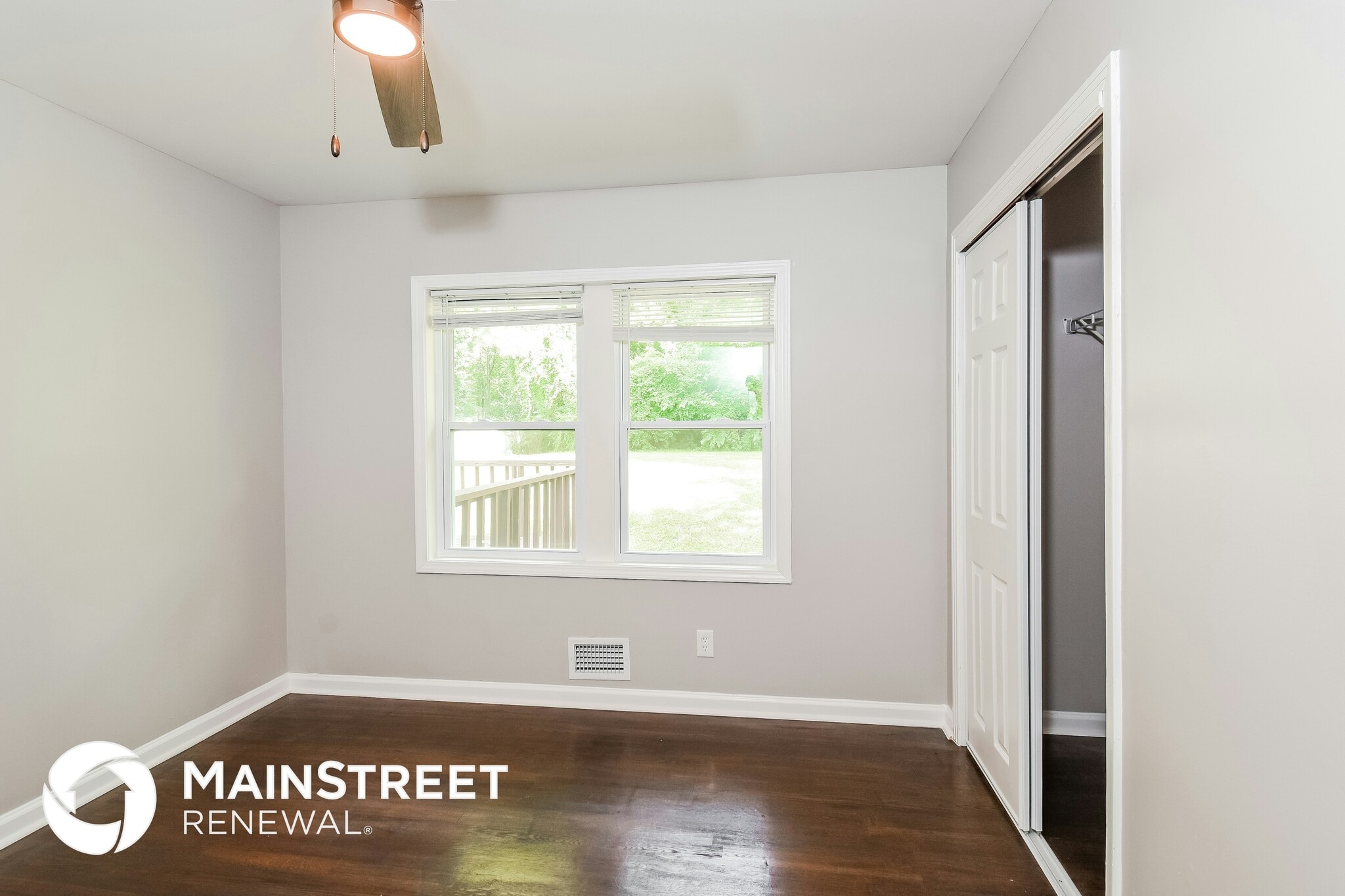 Building Photo - 983 Overbrook Cir