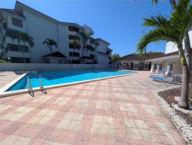 Building Photo - 8305 SW 152nd Ave