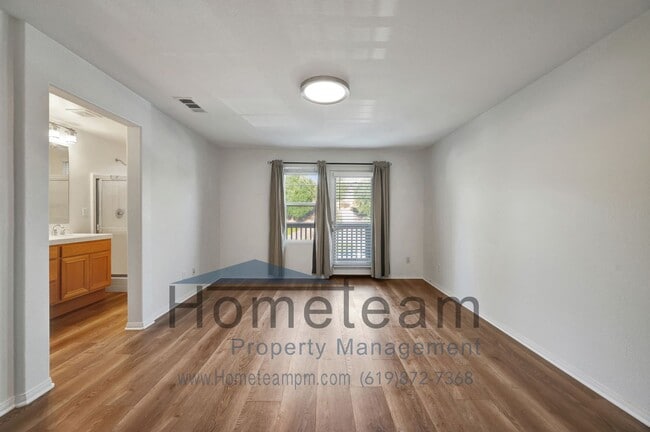 Building Photo - 2 BR / 2.5 BA 1244 Sq ft. San Miguel Ranch/ Chula Vista Townhome
