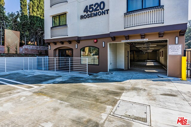 Building Photo - 4520 Rosemont Ave