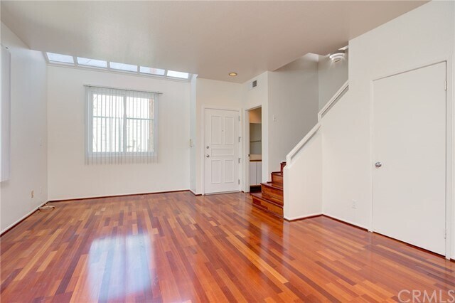 Building Photo - 436 E Spruce Ave