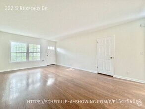 Building Photo - Beautiful updated spacious Studio + 1 Bath