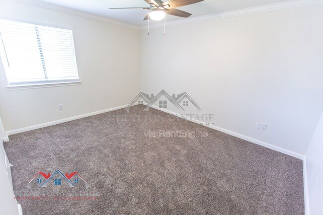 Building Photo - 8260 E Arabian Trl