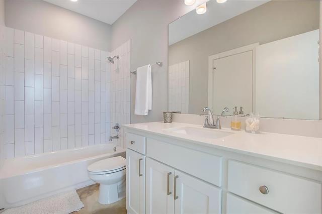 Building Photo - 2214 Rook Dr