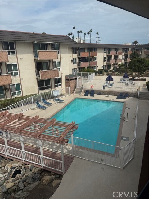 Building Photo - 5585 E Pacific Coast Hwy