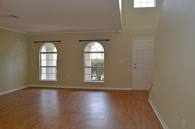 Building Photo - 87113 Kipling Dr