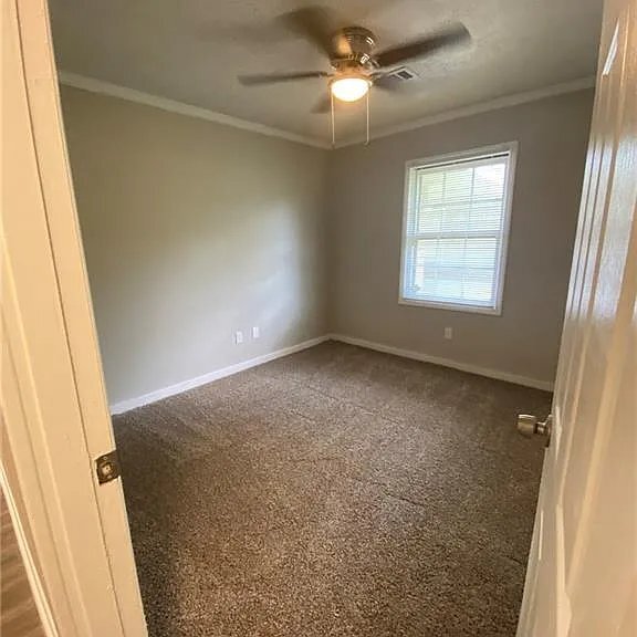 Building Photo - 32 Woodland Dr