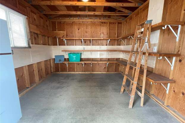 Building Photo - 3907 Memorial Dr