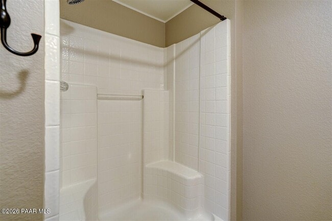 Building Photo - 611 Heather Brook Cir