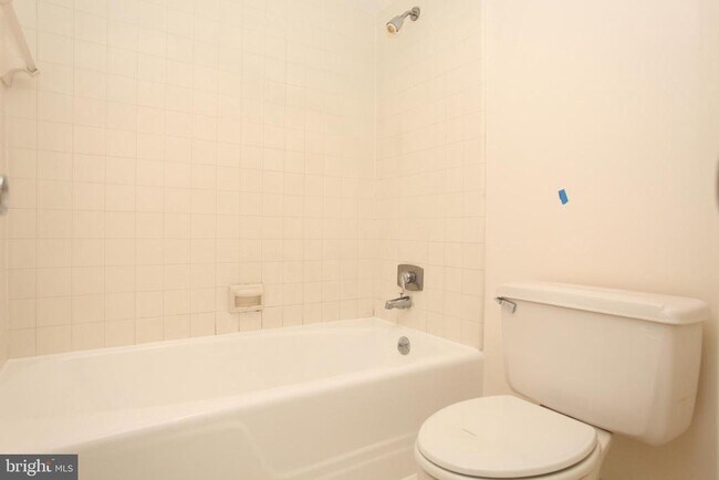 Building Photo - 1140 23rd St NW