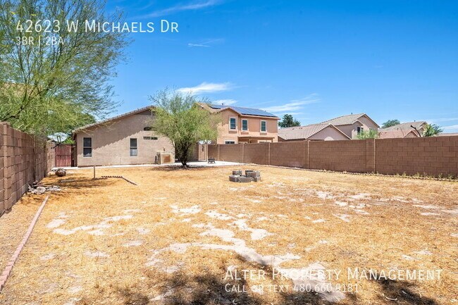 Building Photo - 42623 W Michaels Dr