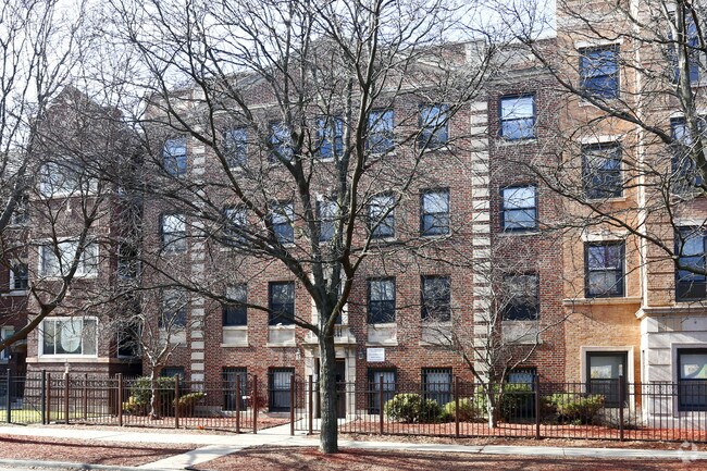 Building Photo - 6800-6812 S Normal Ave