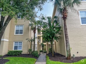 Building Photo - MOVE IN NOW !! Spacious 2bd 2ba on 3rd flo...