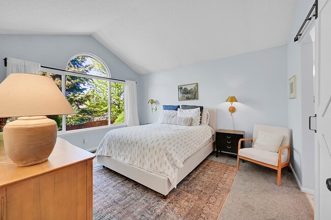 Building Photo - 14602 E Bellewood Pl