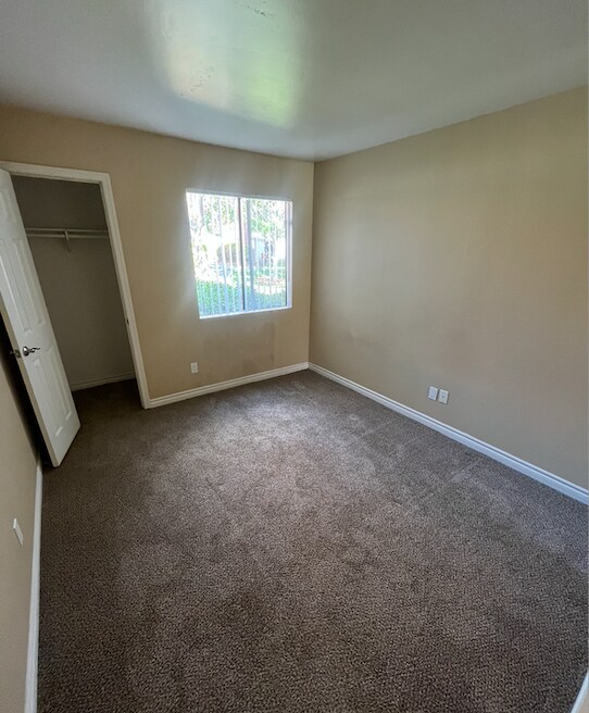 Building Photo - 9949 Azuaga St