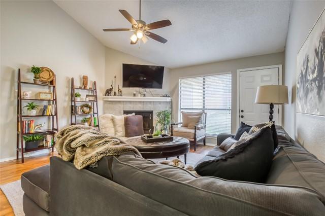 Building Photo - 1113 Oaklawn Ct