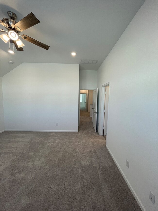 Building Photo - 4146 Champlain Wy