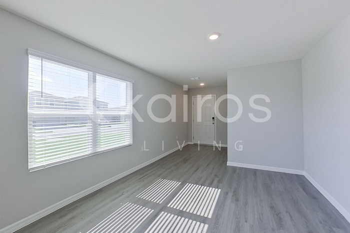 Building Photo - 4383 SW 85 Ln