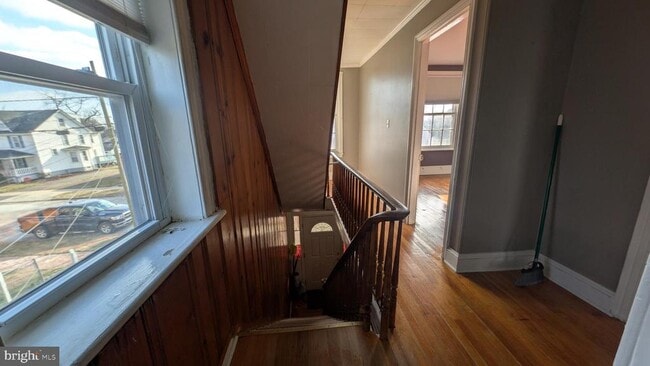 Building Photo - 421 Broad St