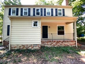 Building Photo - 1707 Choate Pl