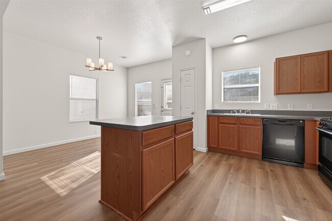 Building Photo - 18743 S Lyford Dr