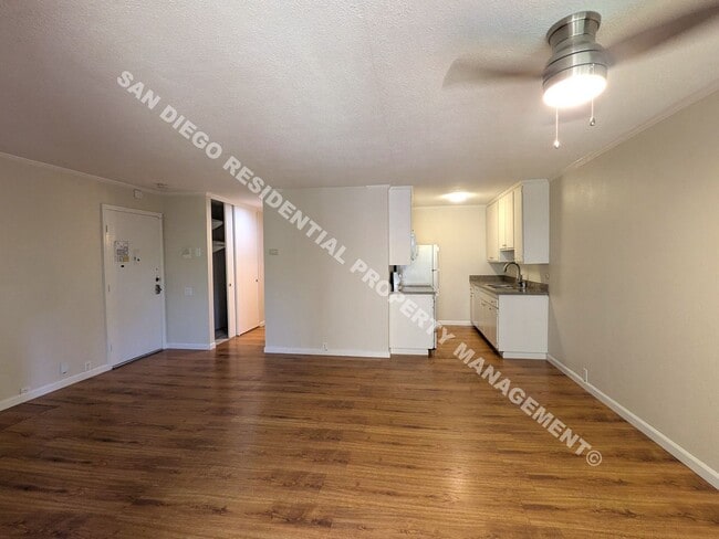 Building Photo - Charming Studio near the PB, the Bay and t...