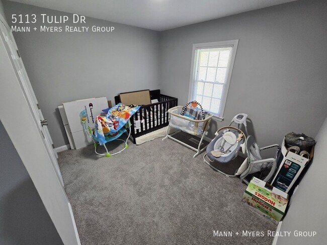 Building Photo - 5113 Tulip Dr