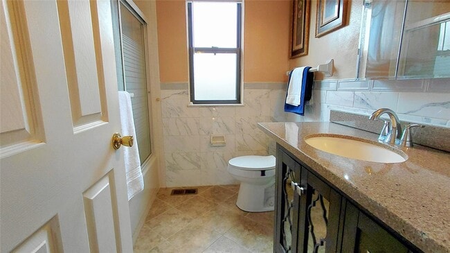 Building Photo - 961 Villa Gran Way