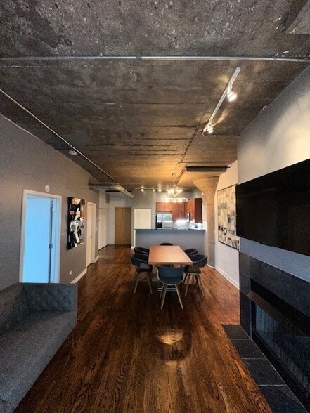Living Room/Dining Room - 1001 W 15th St